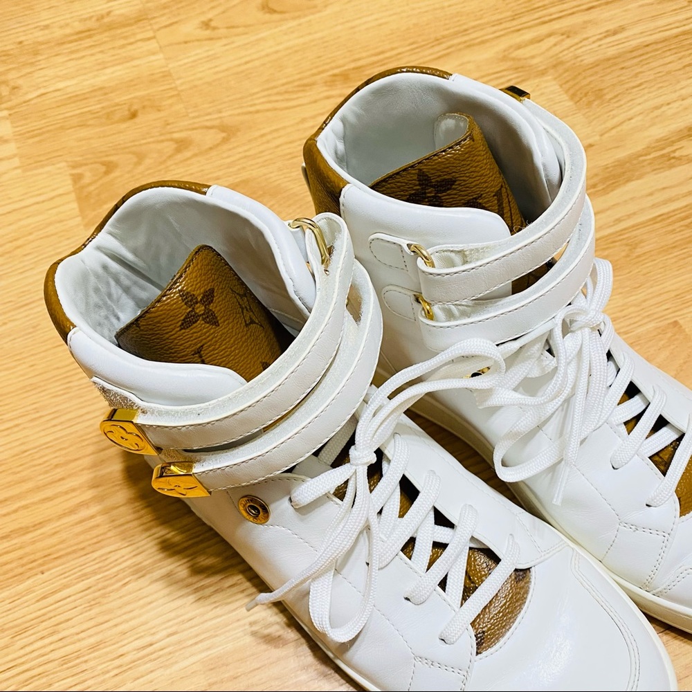 RARE Louis Vuitton Calfskin Reverse Monogram Boombox High top Sneakers White